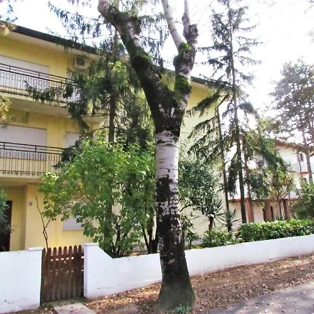 Amazing In Caorle With Communal Pool Apartment *