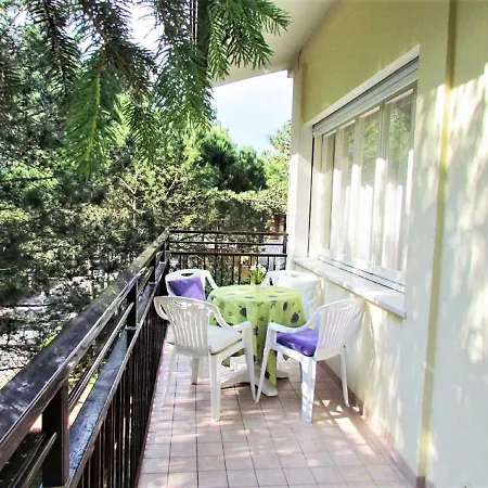 Amazing In Caorle With Communal Pool *